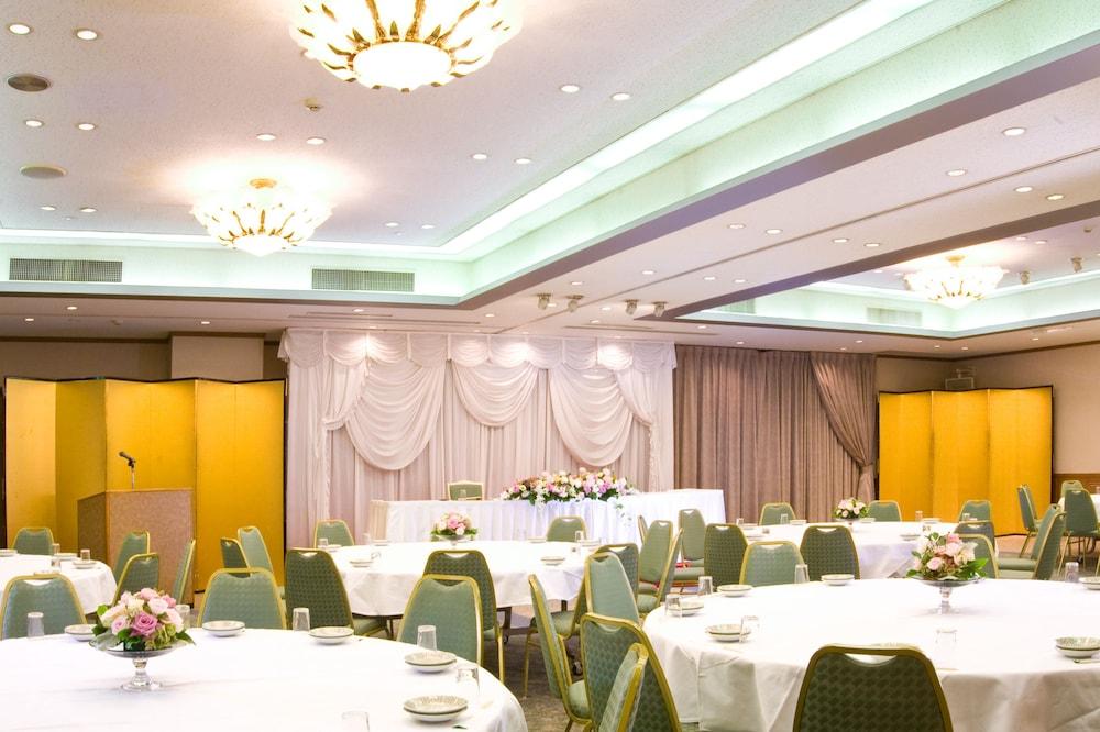Kochi Sunrise Hotel Bagian luar foto